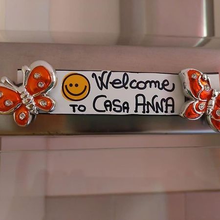 Casa Anna 5 Stelle - Apartment With Garden Рим Екстериор снимка