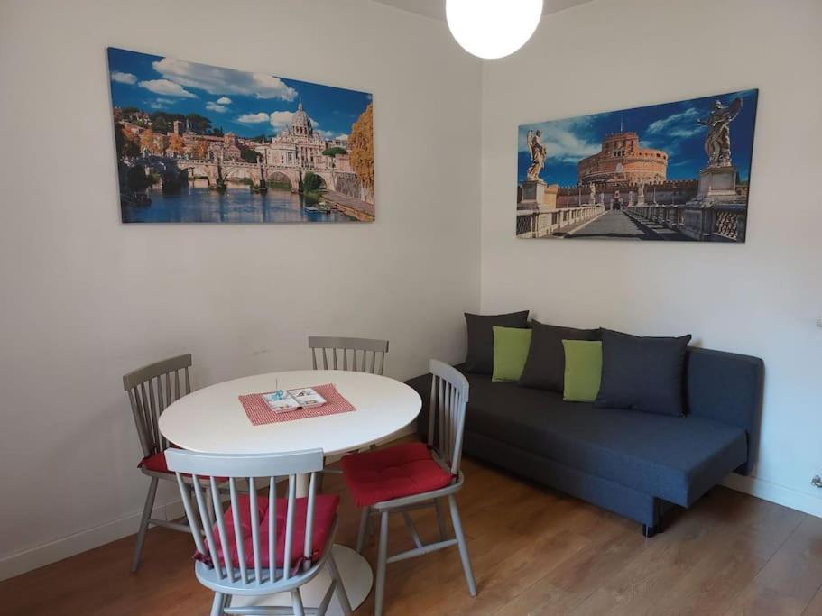 Casa Anna 5 Stelle - Apartment With Garden Рим Екстериор снимка